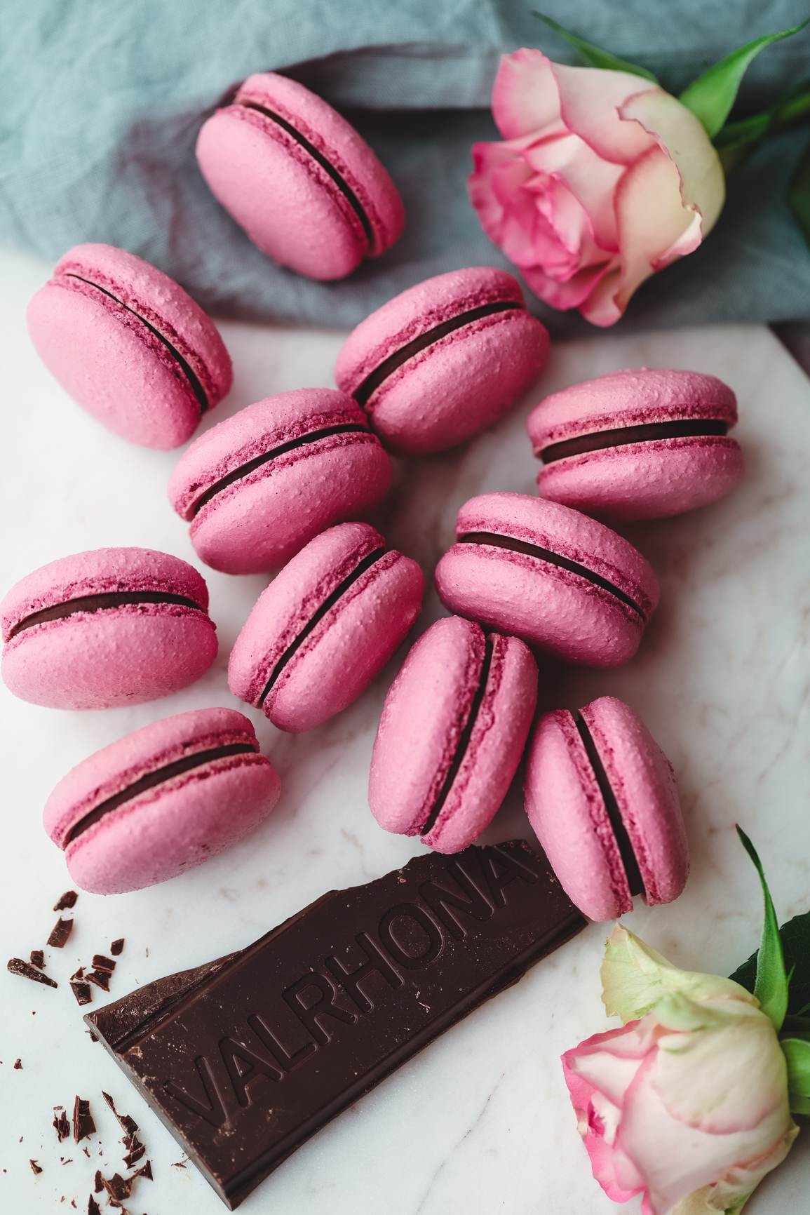 dark chocolate raspberry macarons