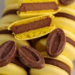 banana macarons