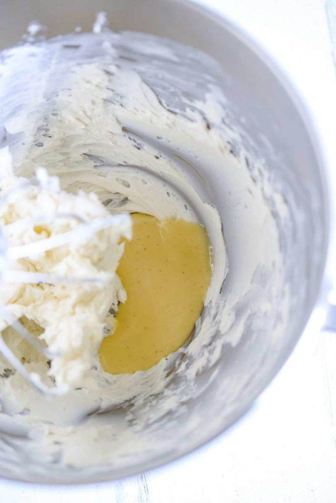 cream Charlotte