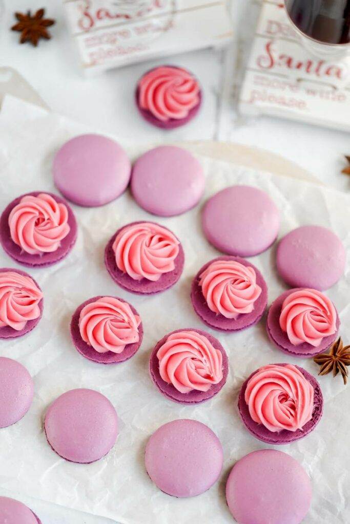 Mulled Wine Macarons