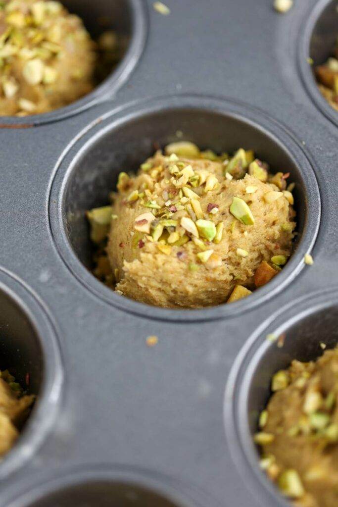 pistachio muffins