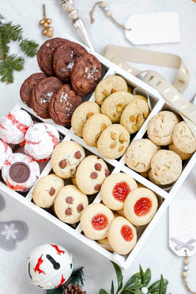Holiday Christmas Cookie Box 2022